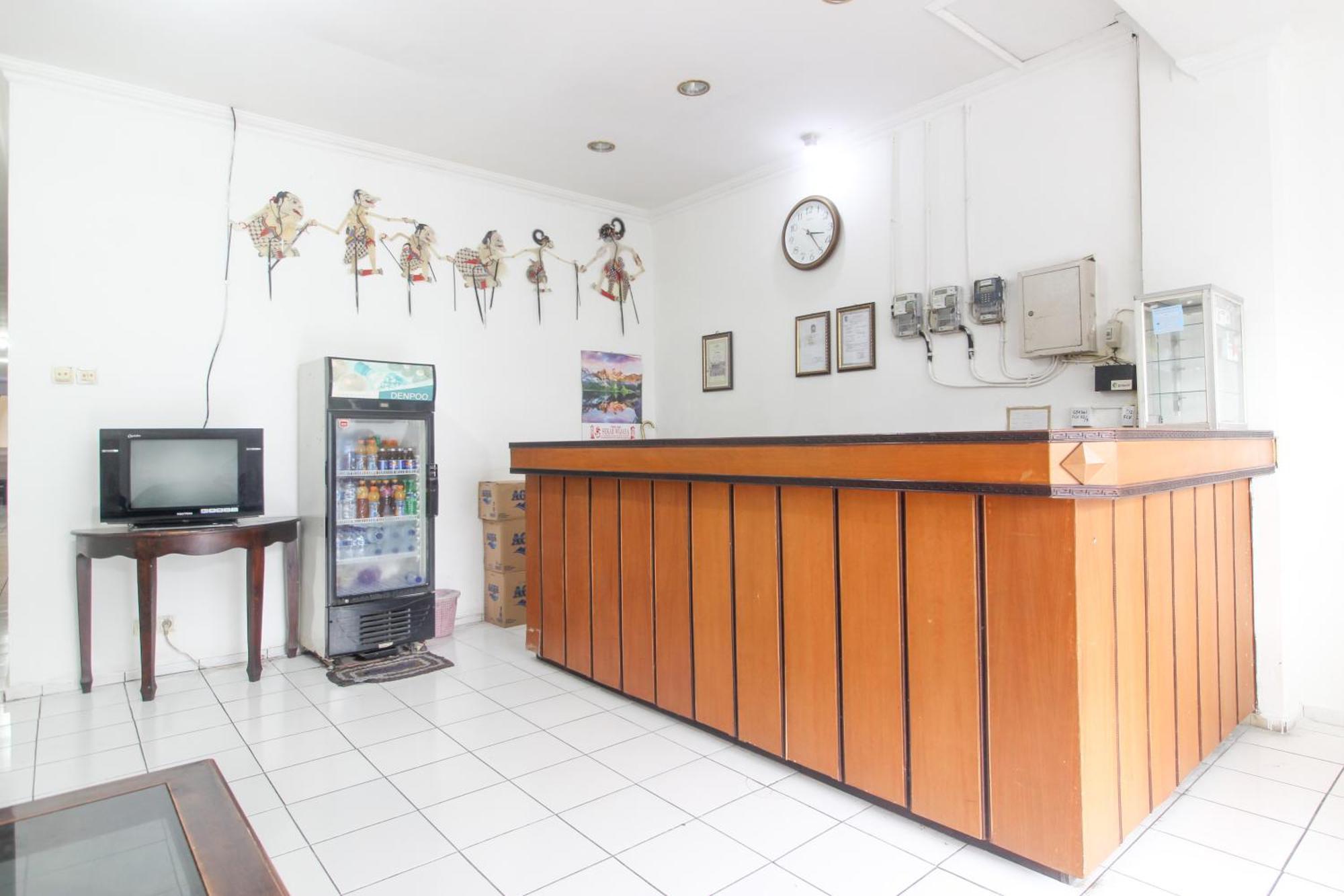 RedDoorz near Kranggan Tugu Jogja Hotel Yogyakarta Bagian luar foto